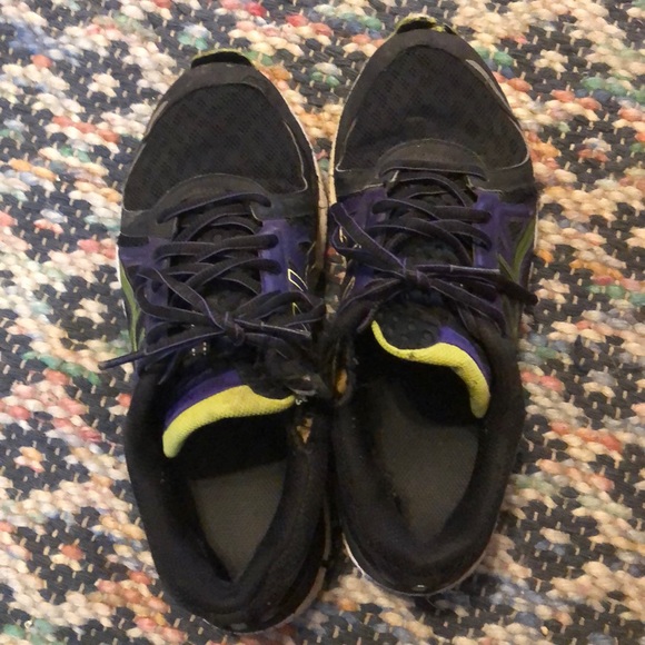 solid black asics shoes